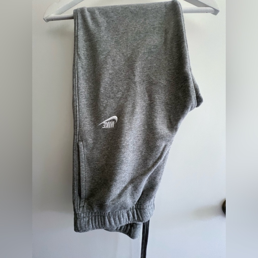 Nike Club Fleece pants, Adult size M